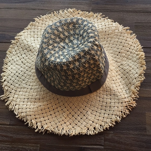 Melrose and Market Panama Pattern Fringe Straw Hat - Picture 6 of 8